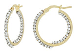 Orecchini a cerchio in oro giallo con swarovski bianchi dentro e fuori su sfondo bianco